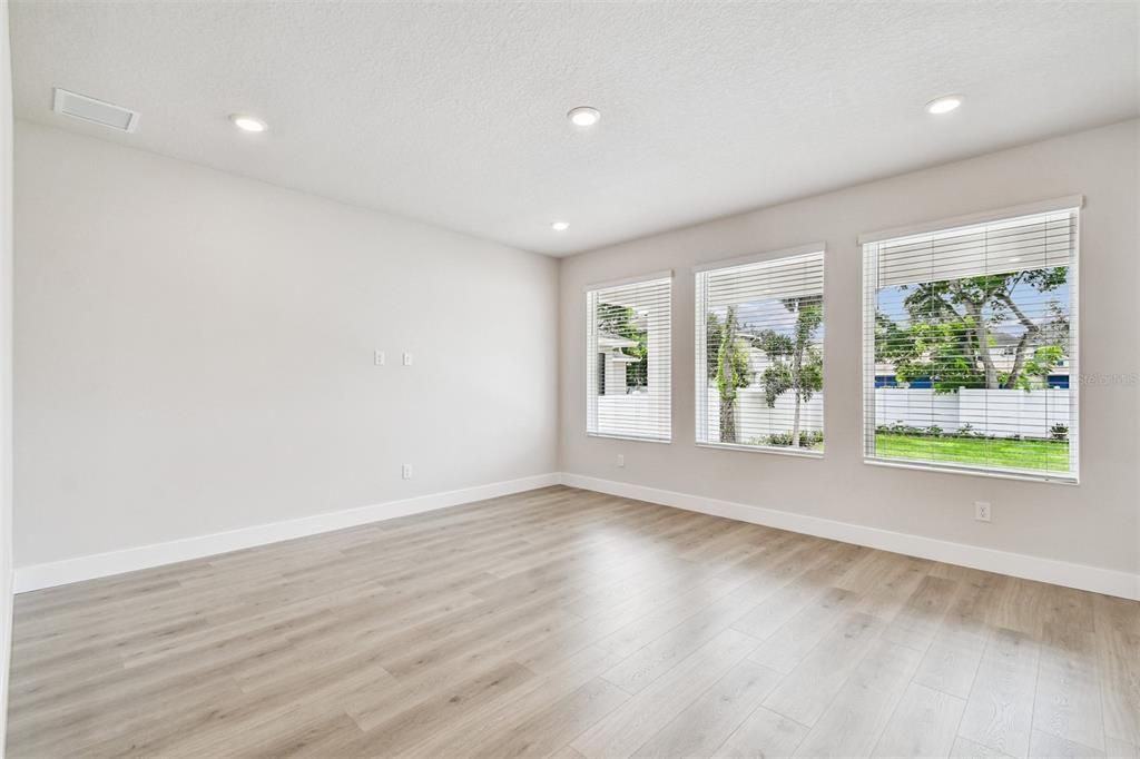 For Sale: $1,049,990 (4 beds, 3 baths, 2658 Square Feet)