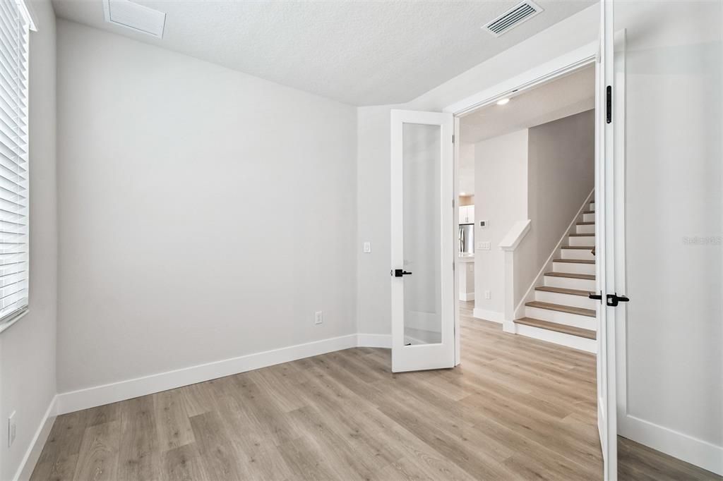 For Sale: $1,049,990 (4 beds, 3 baths, 2658 Square Feet)