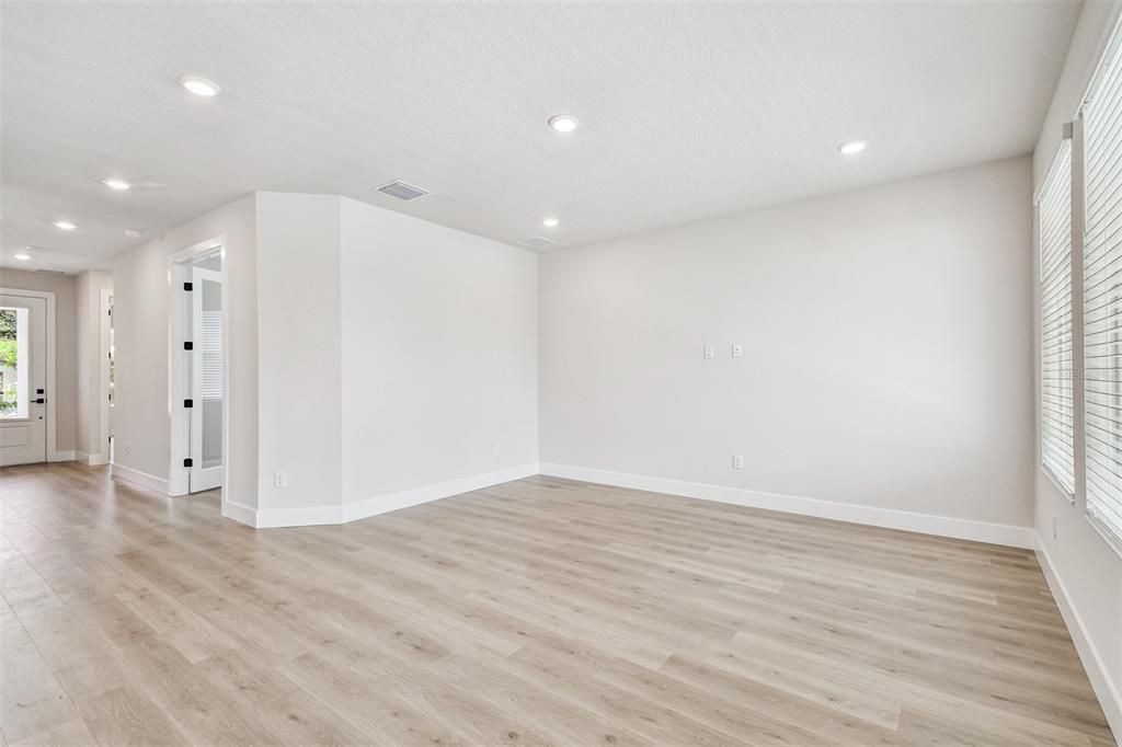 For Sale: $1,049,990 (4 beds, 3 baths, 2658 Square Feet)