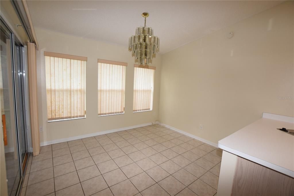 For Sale: $289,000 (3 beds, 2 baths, 1787 Square Feet)