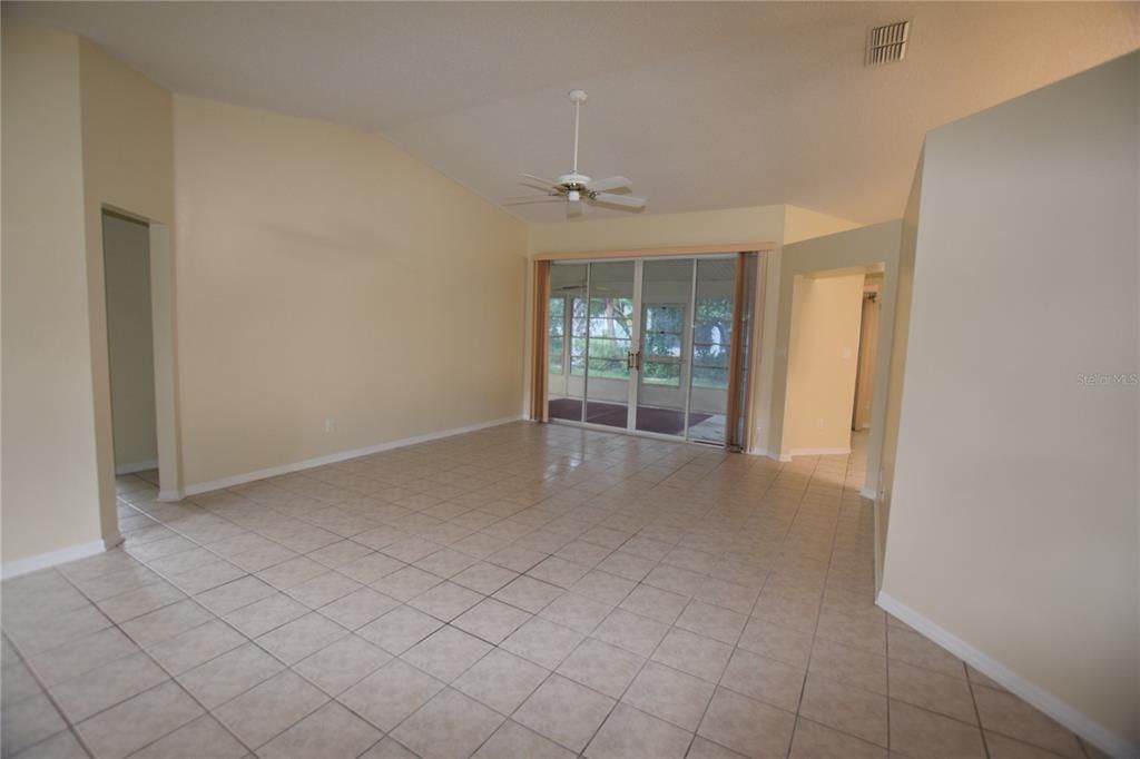 For Sale: $289,000 (3 beds, 2 baths, 1787 Square Feet)