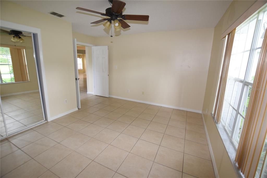 For Sale: $289,000 (3 beds, 2 baths, 1787 Square Feet)