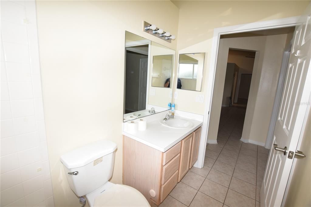 For Sale: $289,000 (3 beds, 2 baths, 1787 Square Feet)