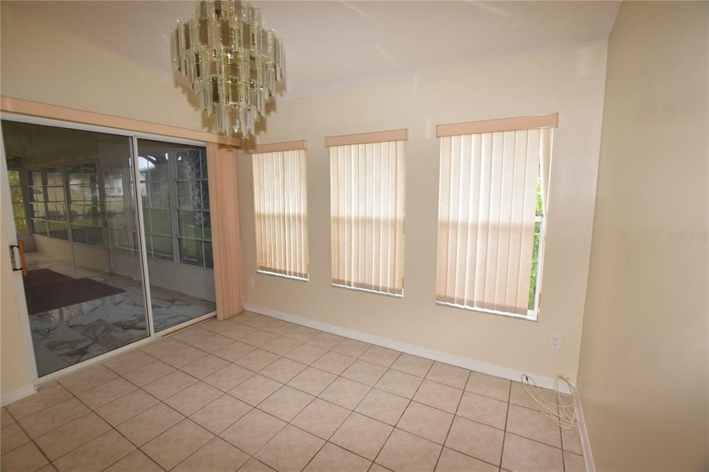 For Sale: $289,000 (3 beds, 2 baths, 1787 Square Feet)