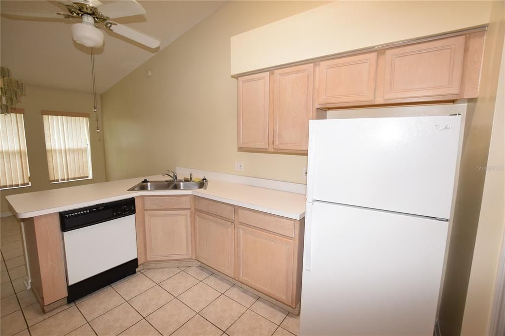For Sale: $289,000 (3 beds, 2 baths, 1787 Square Feet)
