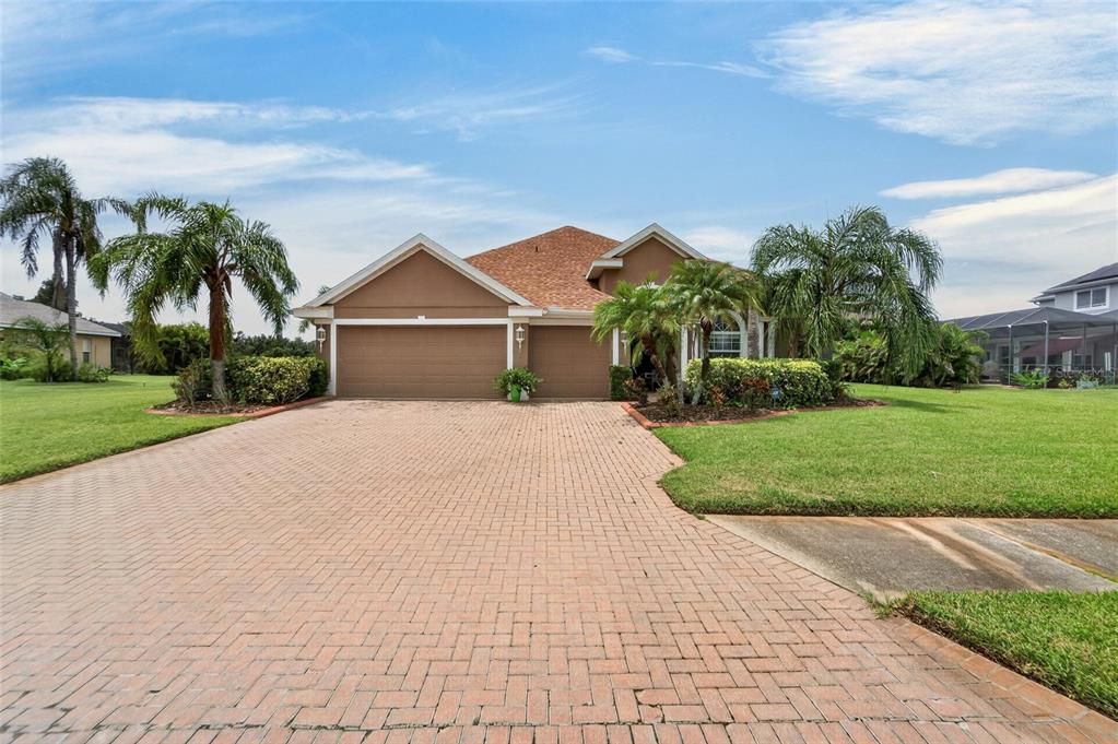 For Sale: $544,900 (4 beds, 3 baths, 2468 Square Feet)
