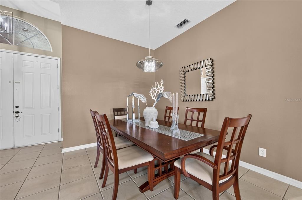 For Sale: $544,900 (4 beds, 3 baths, 2468 Square Feet)