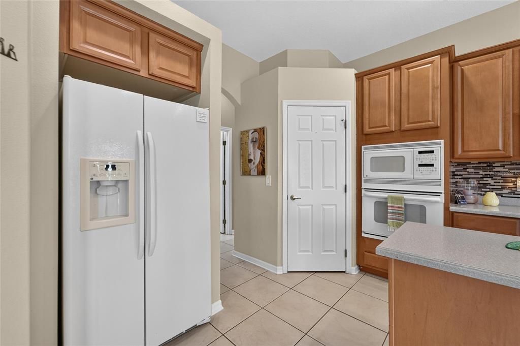 For Sale: $544,900 (4 beds, 3 baths, 2468 Square Feet)
