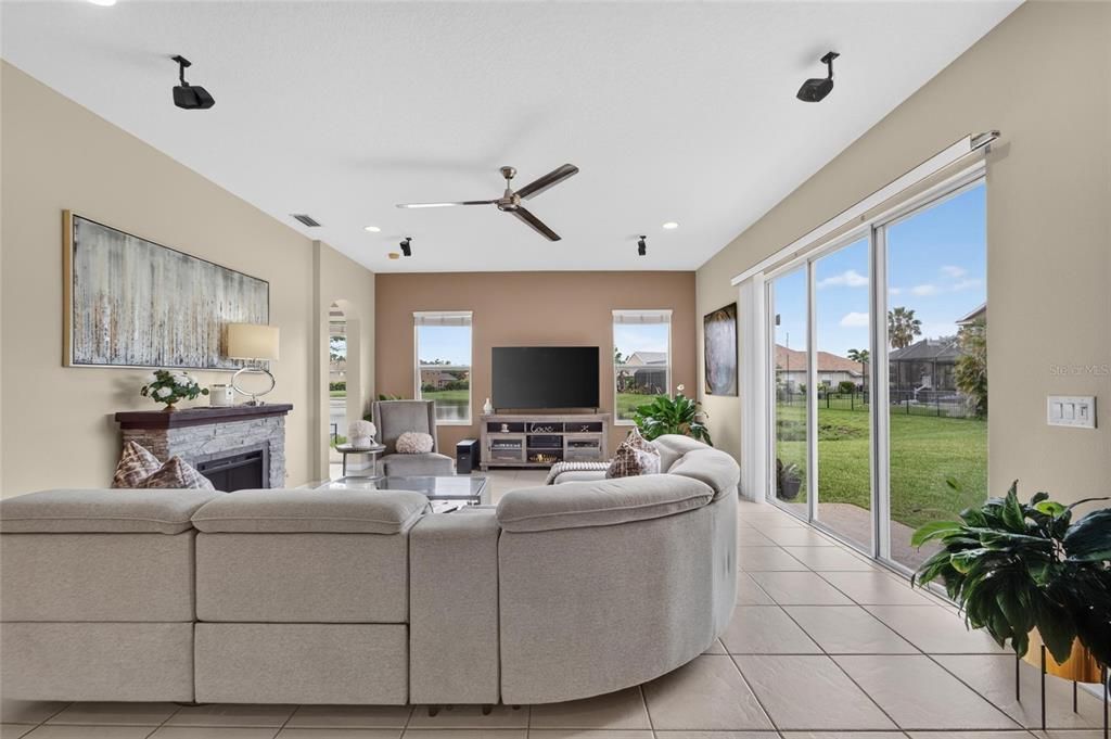 For Sale: $544,900 (4 beds, 3 baths, 2468 Square Feet)