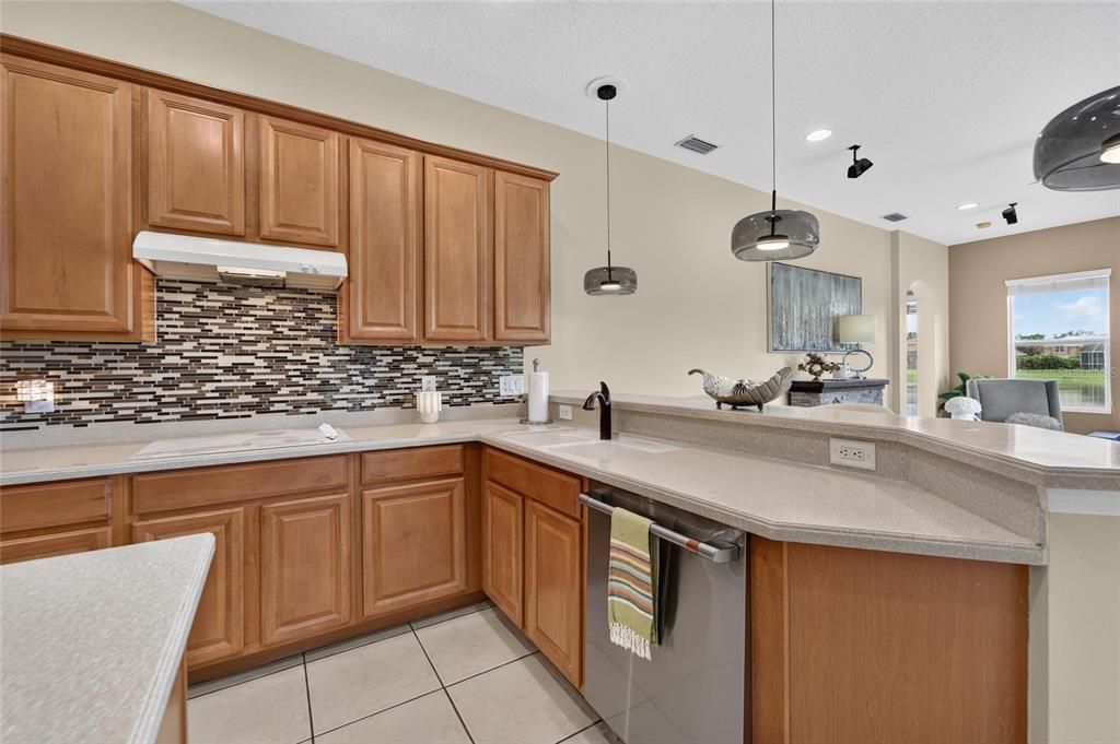 For Sale: $544,900 (4 beds, 3 baths, 2468 Square Feet)