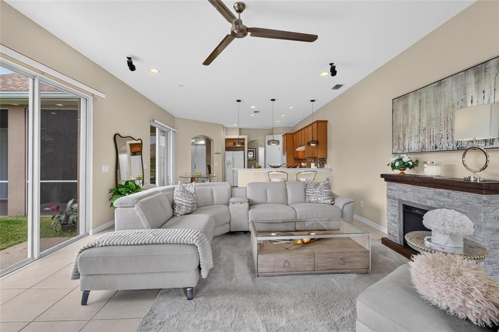 For Sale: $544,900 (4 beds, 3 baths, 2468 Square Feet)