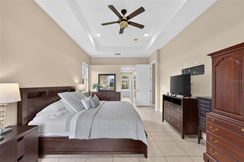 For Sale: $544,900 (4 beds, 3 baths, 2468 Square Feet)