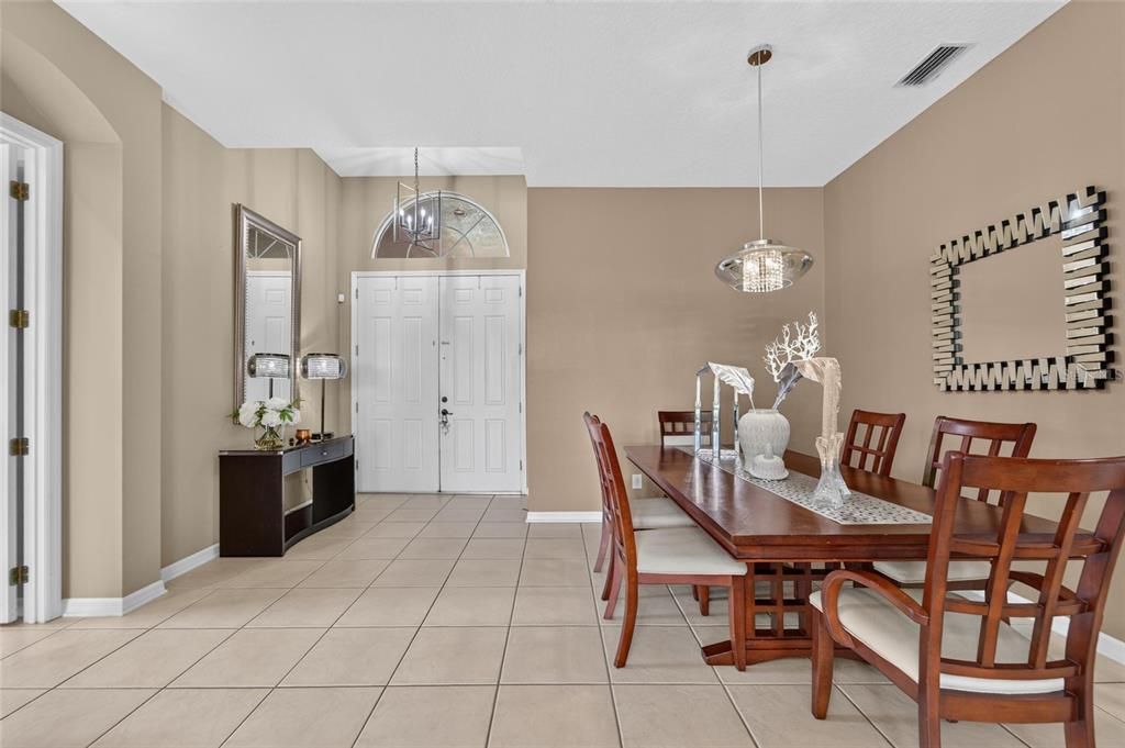 For Sale: $544,900 (4 beds, 3 baths, 2468 Square Feet)