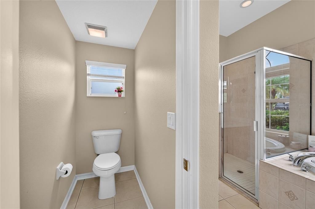 For Sale: $544,900 (4 beds, 3 baths, 2468 Square Feet)