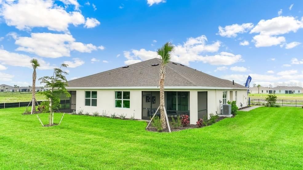 На продажу: $315,990 (3 спален, 2 ванн, 1564 Квадратных фут)