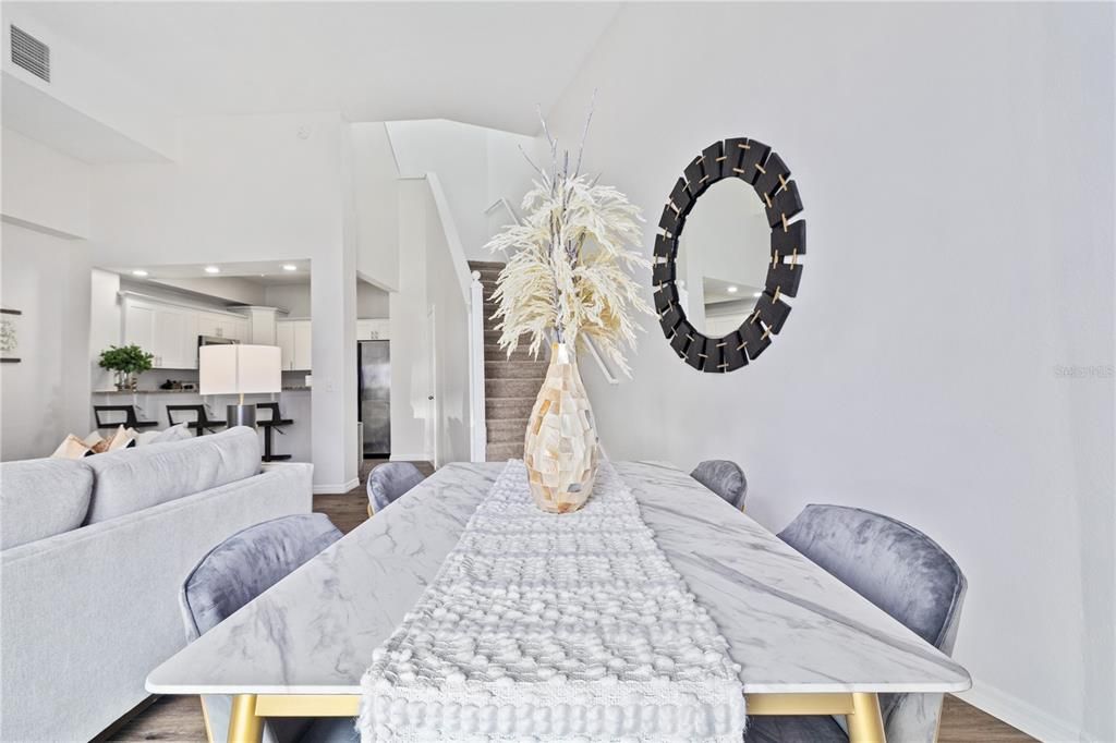 В аренду: $2,600 (2 спален, 2 ванн, 1679 Квадратных фут)