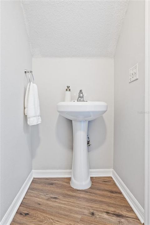 В аренду: $2,600 (2 спален, 2 ванн, 1679 Квадратных фут)