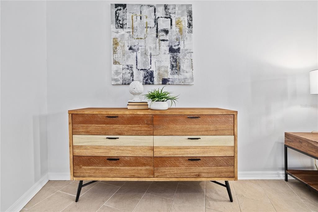В аренду: $2,600 (2 спален, 2 ванн, 1679 Квадратных фут)