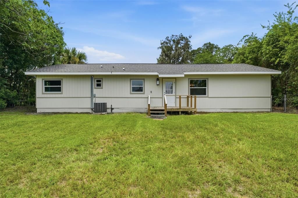 For Sale: $195,000 (4 beds, 1 baths, 1425 Square Feet)