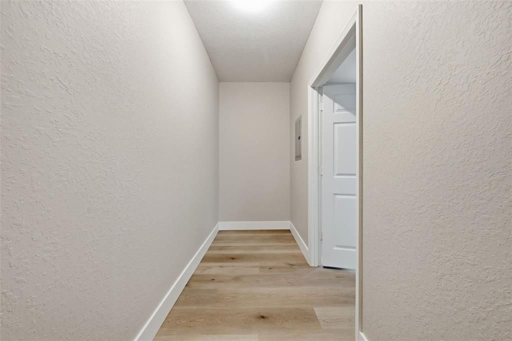 For Sale: $195,000 (4 beds, 1 baths, 1425 Square Feet)