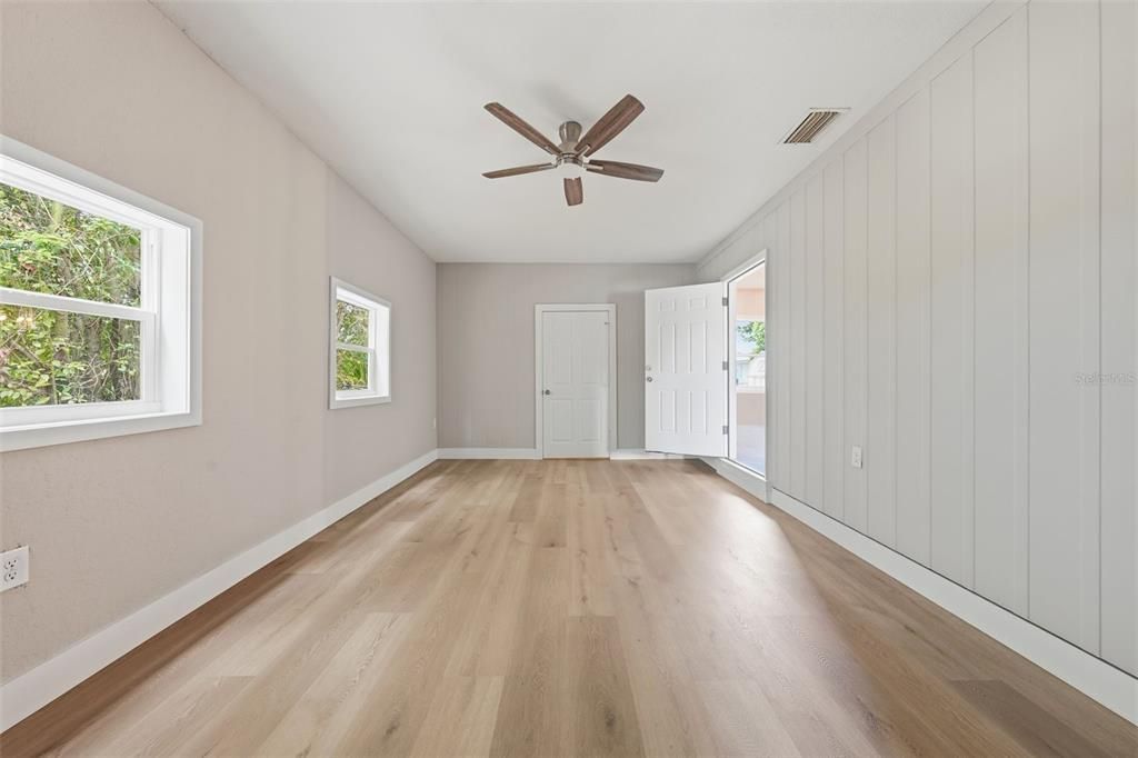 For Sale: $195,000 (4 beds, 1 baths, 1425 Square Feet)