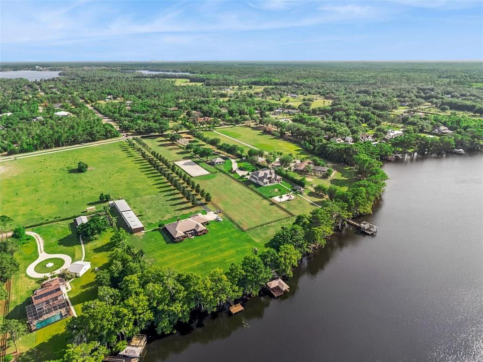 For Sale: $4,500,000 (6 beds, 7 baths, 5776 Square Feet)