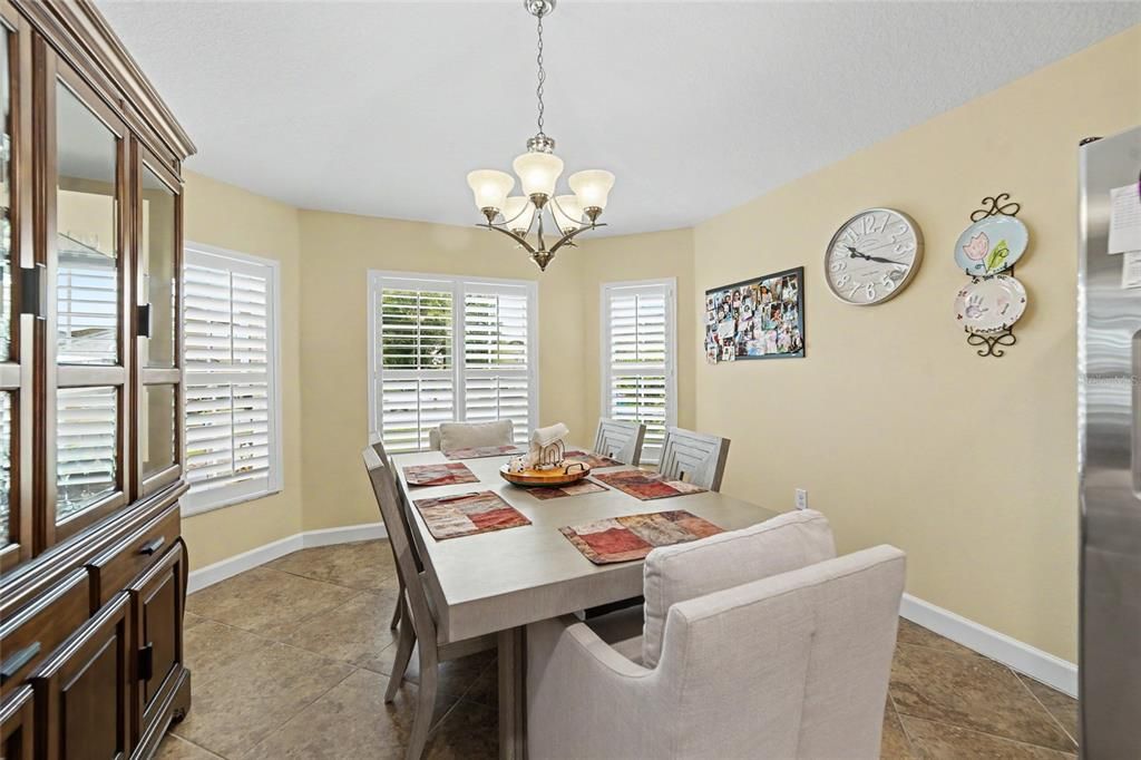 For Sale: $399,500 (3 beds, 2 baths, 1784 Square Feet)