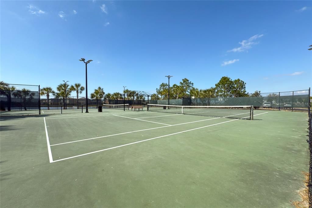 For Sale: $399,500 (3 beds, 2 baths, 1784 Square Feet)