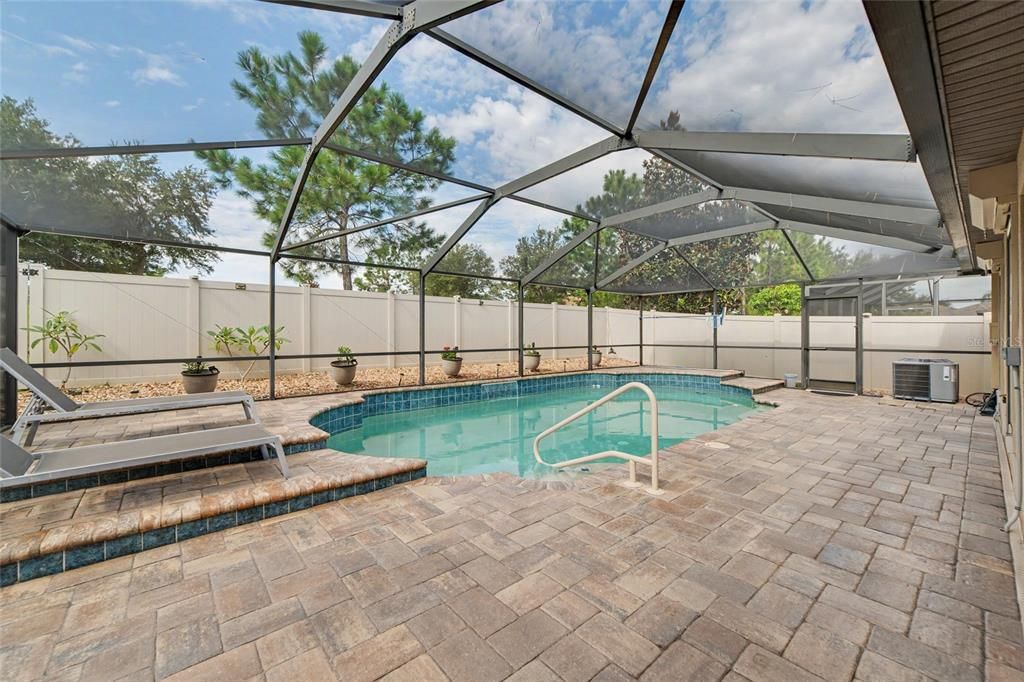 For Sale: $399,500 (3 beds, 2 baths, 1784 Square Feet)