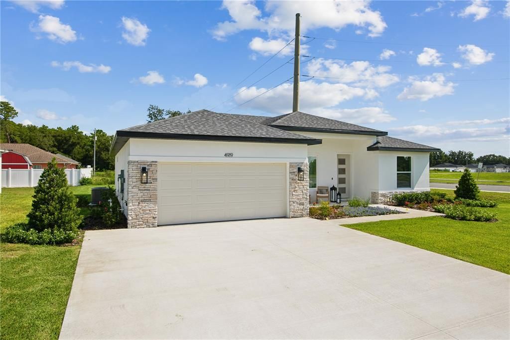 En Venta: $349,000 (3 camas, 2 baños, 1681 Pies cuadrados)