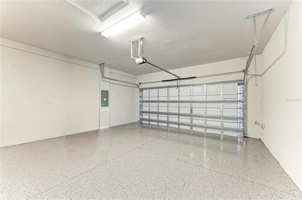 На продажу: $339,000 (2 спален, 2 ванн, 1501 Квадратных фут)