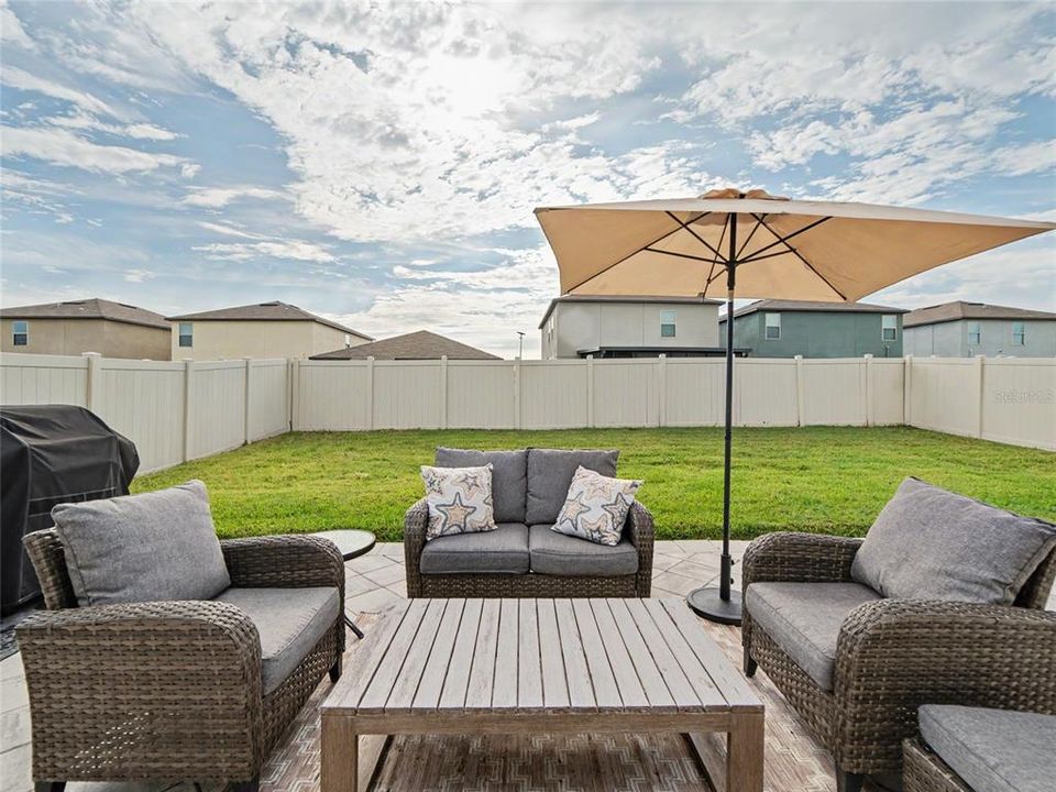 For Sale: $335,000 (4 beds, 2 baths, 1935 Square Feet)