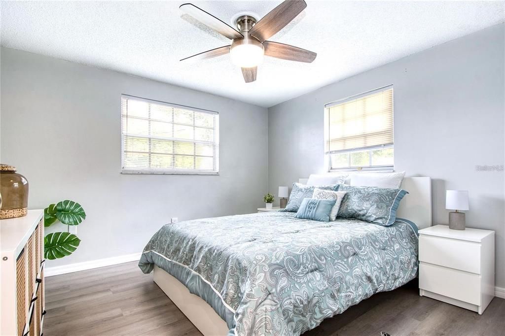 En Venta: $99,900 (2 camas, 2 baños, 888 Pies cuadrados)