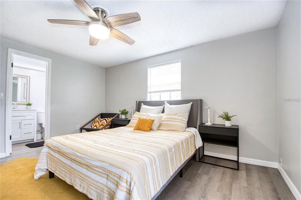En Venta: $99,900 (2 camas, 2 baños, 888 Pies cuadrados)