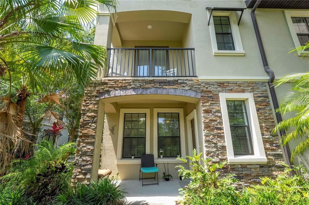 For Sale: $460,000 (6 beds, 5 baths, 2995 Square Feet)