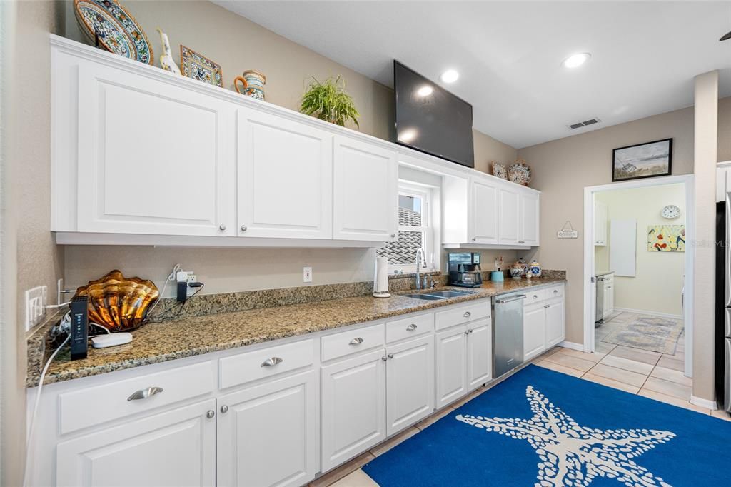 For Sale: $924,900 (5 beds, 5 baths, 2850 Square Feet)