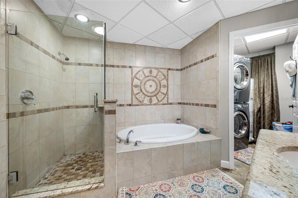 For Sale: $924,900 (5 beds, 5 baths, 2850 Square Feet)