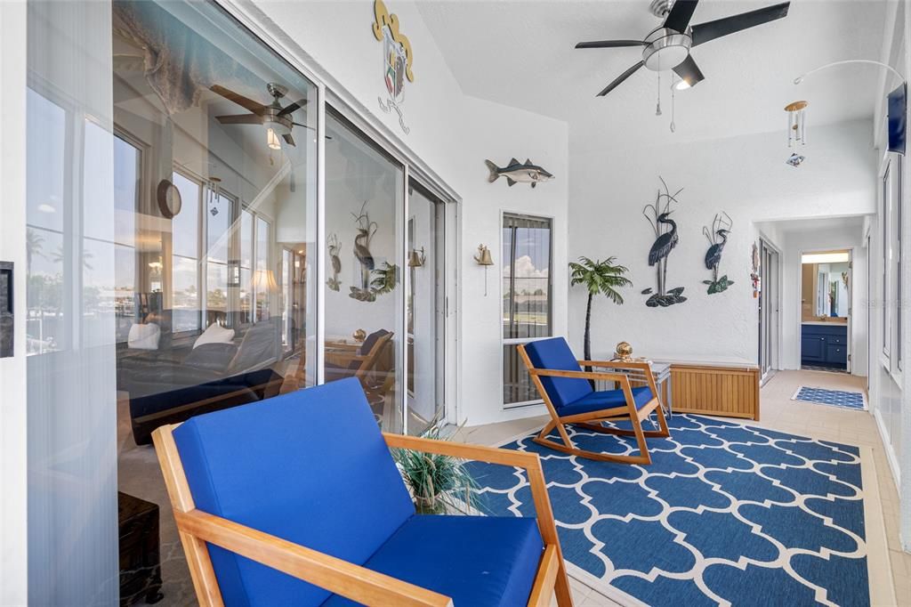 For Sale: $924,900 (5 beds, 5 baths, 2850 Square Feet)