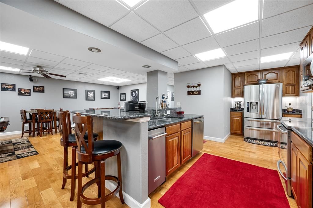 For Sale: $924,900 (5 beds, 5 baths, 2850 Square Feet)