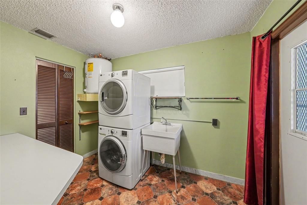 En Venta: $265,000 (2 camas, 2 baños, 1156 Pies cuadrados)