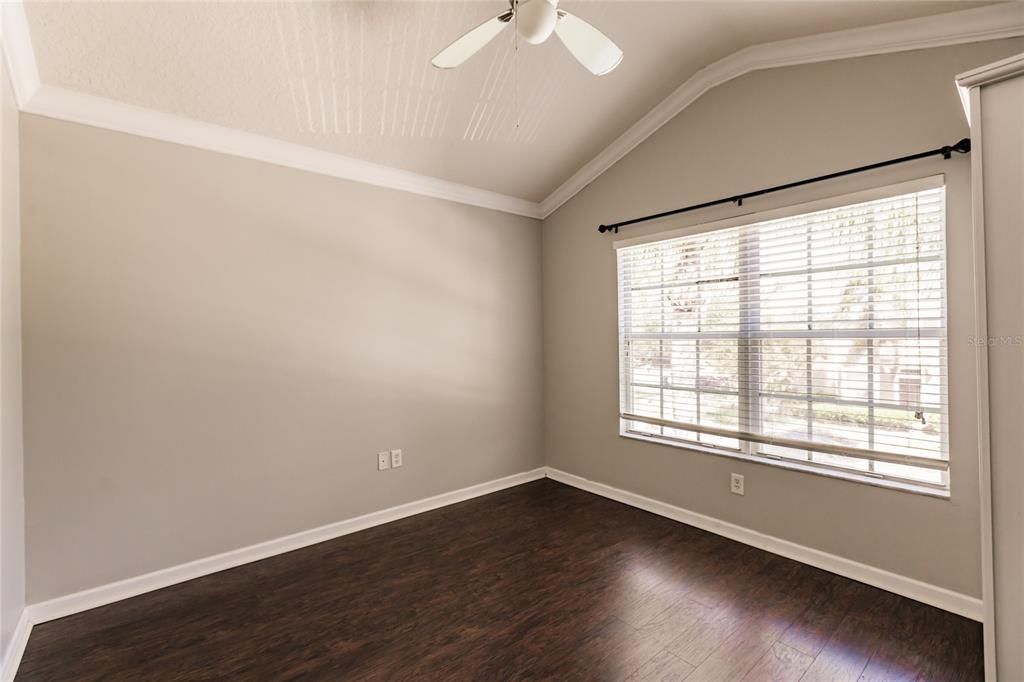 For Rent: $2,050 (3 beds, 2 baths, 1596 Square Feet)