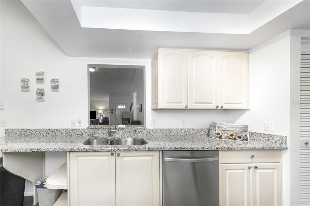 En Venta: $220,000 (2 camas, 2 baños, 1105 Pies cuadrados)