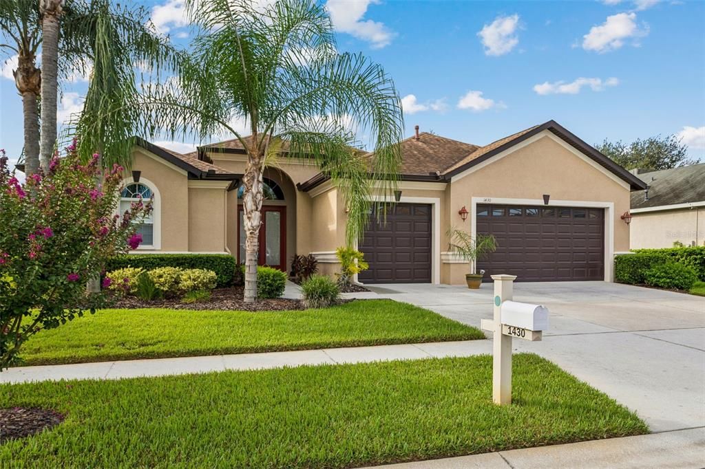 En Venta: $539,900 (4 camas, 3 baños, 2795 Pies cuadrados)