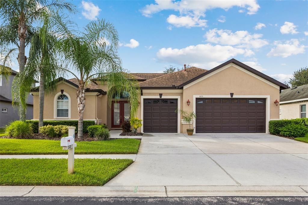 En Venta: $539,900 (4 camas, 3 baños, 2795 Pies cuadrados)