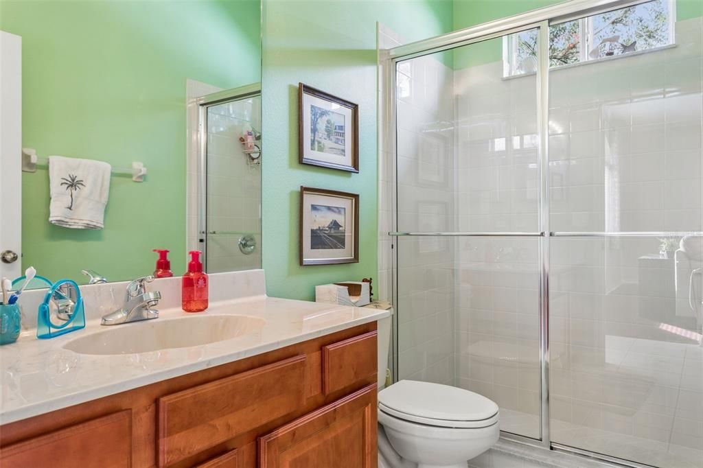 En Venta: $539,900 (4 camas, 3 baños, 2795 Pies cuadrados)