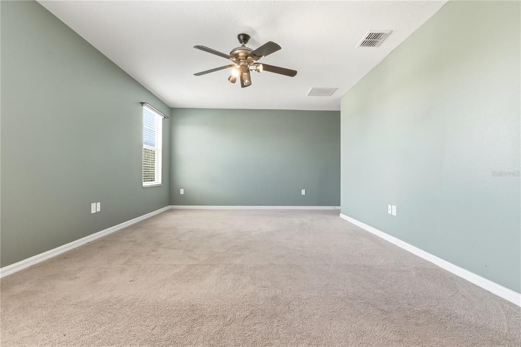 For Sale: $352,000 (3 beds, 2 baths, 2350 Square Feet)