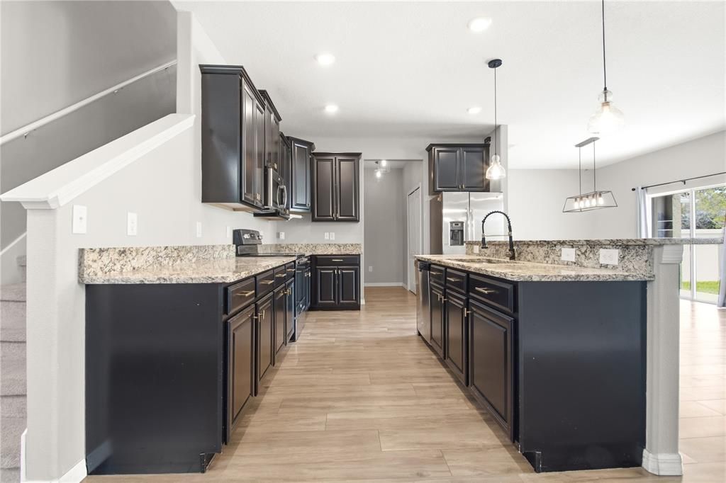 For Sale: $352,000 (3 beds, 2 baths, 2350 Square Feet)