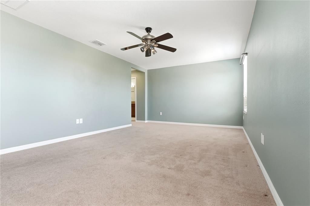 For Sale: $352,000 (3 beds, 2 baths, 2350 Square Feet)