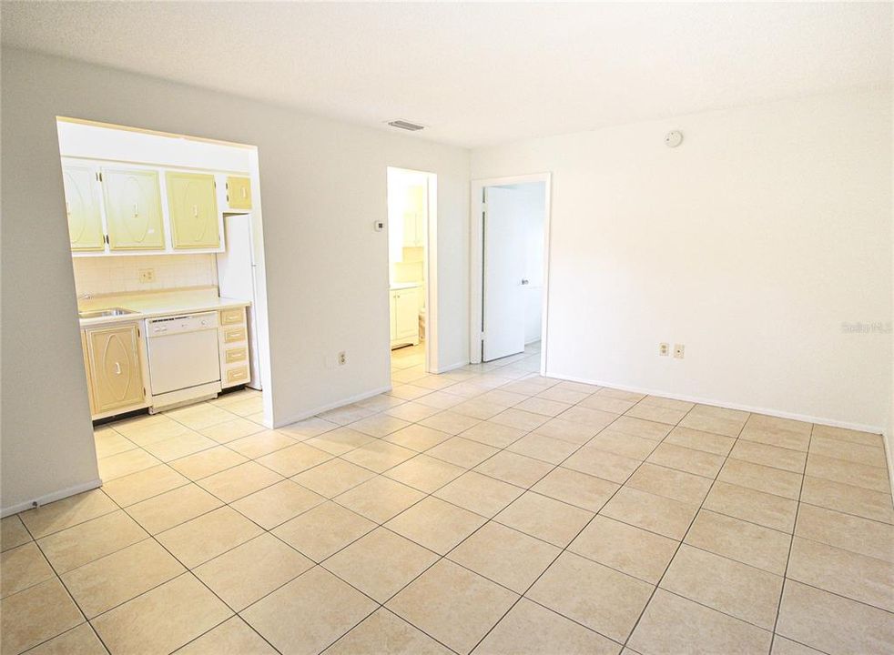 В аренду: $1,495 (1 спален, 1 ванн, 558 Квадратных фут)