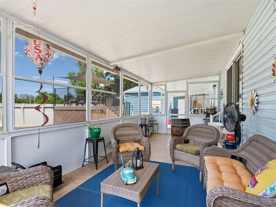 For Sale: $290,000 (3 beds, 2 baths, 1566 Square Feet)
